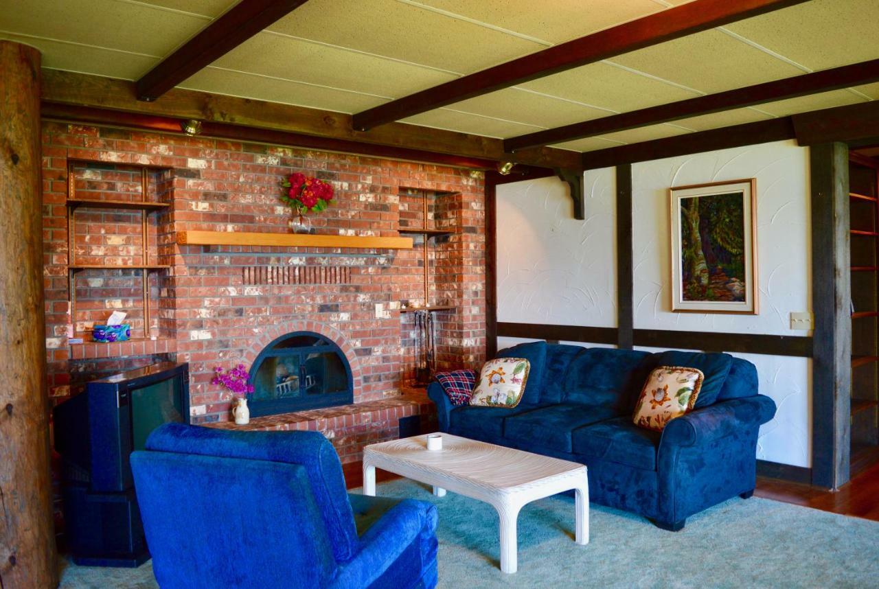 Oceanfront Suite Gibsons Eksteriør billede