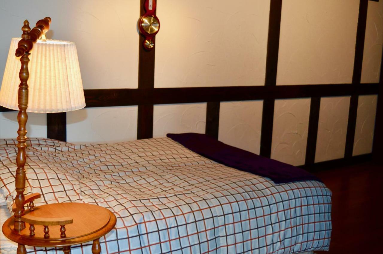 Oceanfront Suite Gibsons Eksteriør billede
